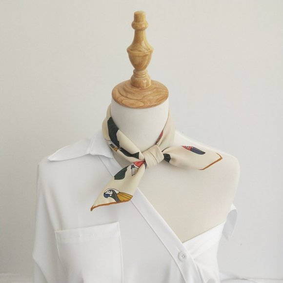 Accessories - Parrot Birds Scarf  Square